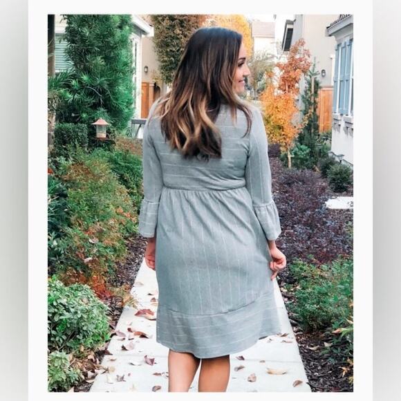 Gray Metallic Chevron Striped Dress - Picture 4 of 8